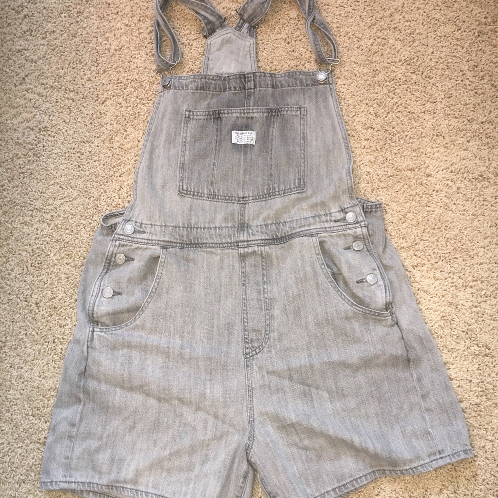 Gray Levi’s Overall Shorts